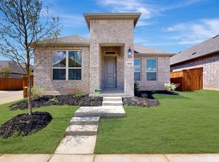 1028 Western Hills Dr, Crowley, TX 76036