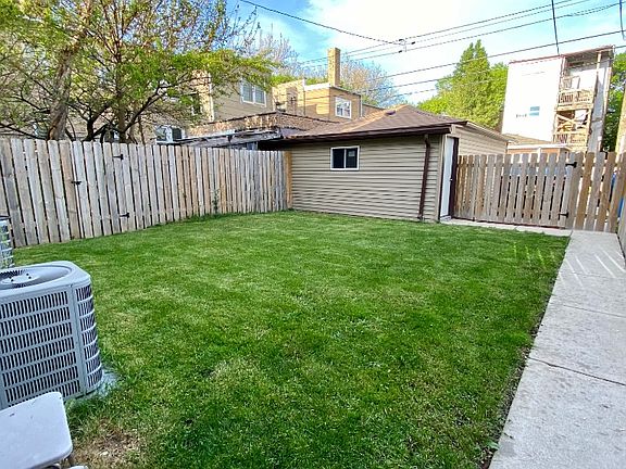 2nd image of 5653 N Talman Ave #G