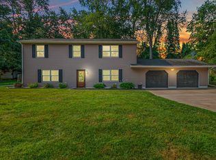 16 Goodrich Ave, Hillsdale, MI 49242