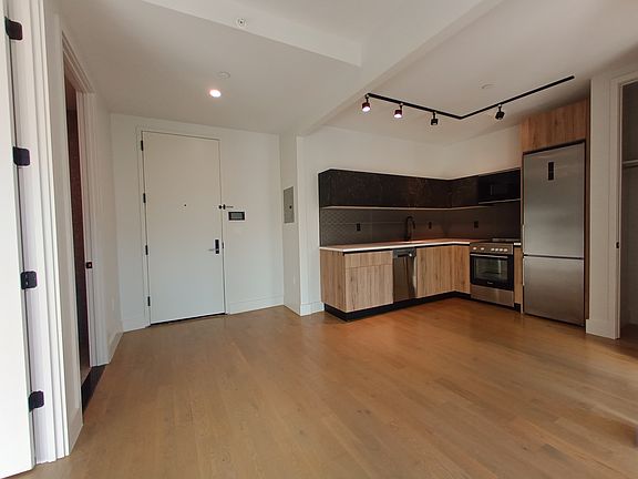 3rd image of 2708 Snyder Ave APT 313