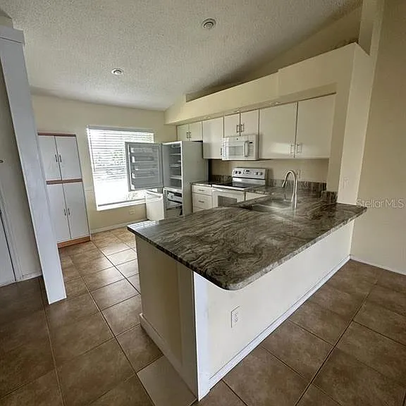 13551 Summerton Dr — Photo 5