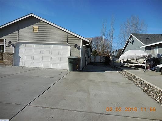2nd image of 2501 Osprey Ln
