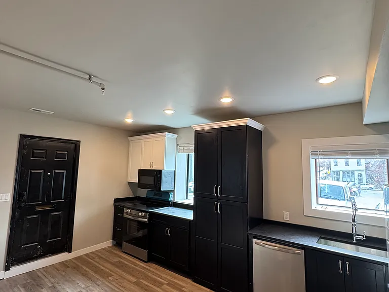 1018 Missouri Ave #3 — Photo 9