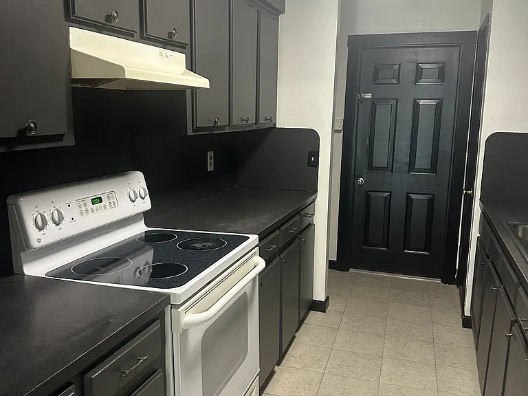 1644 Clear Lake Ave #B — Photo 11