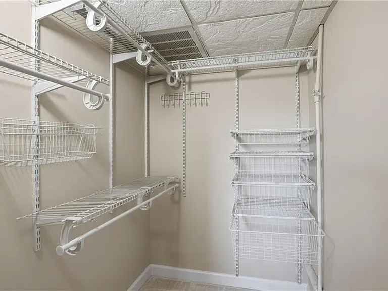 2285 Peachtree Rd NE #709 — Photo 23