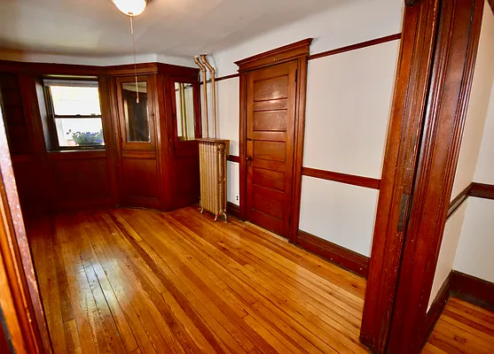 Rented by Remax Edge | media 30