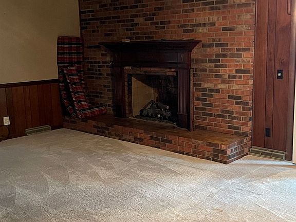 5th image of 1730 Forest Acres Dr