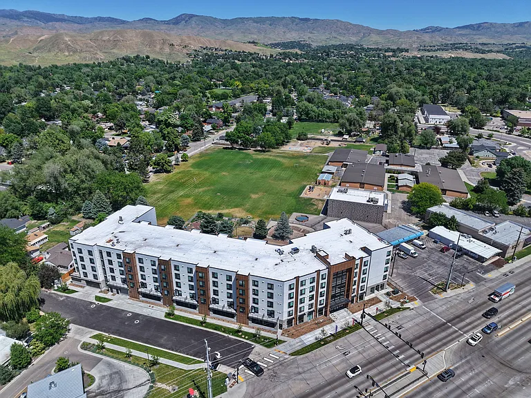 Wilson Station Apartments — Photo 22