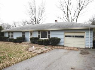 3720 Highland Dr, Fort Wayne, IN 46804