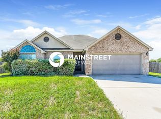 112 Currie Ct, Crowley, TX 76036