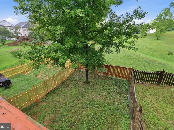 143 Teague Ln, Martinsburg, WV 25404