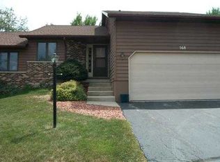568 W Quail Dr, Lena, IL 61048