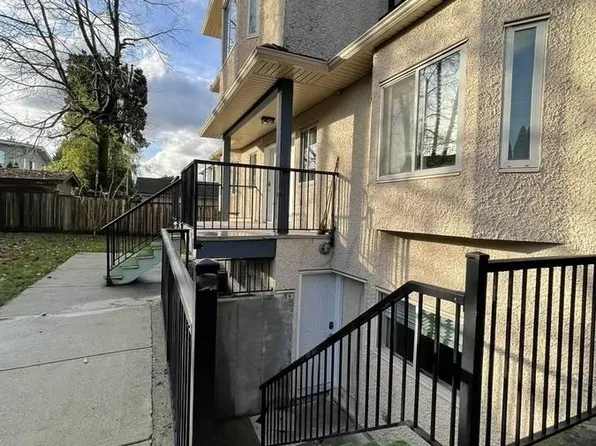 4800 Canada Way, Burnaby, BC V5G 1L5