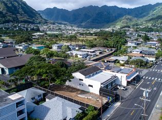 2958 E Manoa Rd, Honolulu, HI 96822