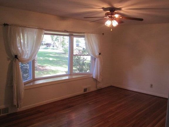 2nd image of 715 Berkshire Pl