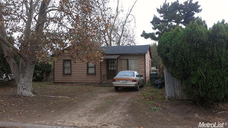 2nd image of 5308 8th St
