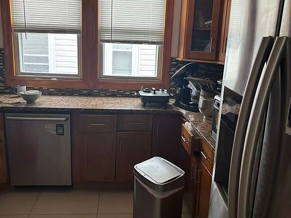 4th image of 15-18 126th St