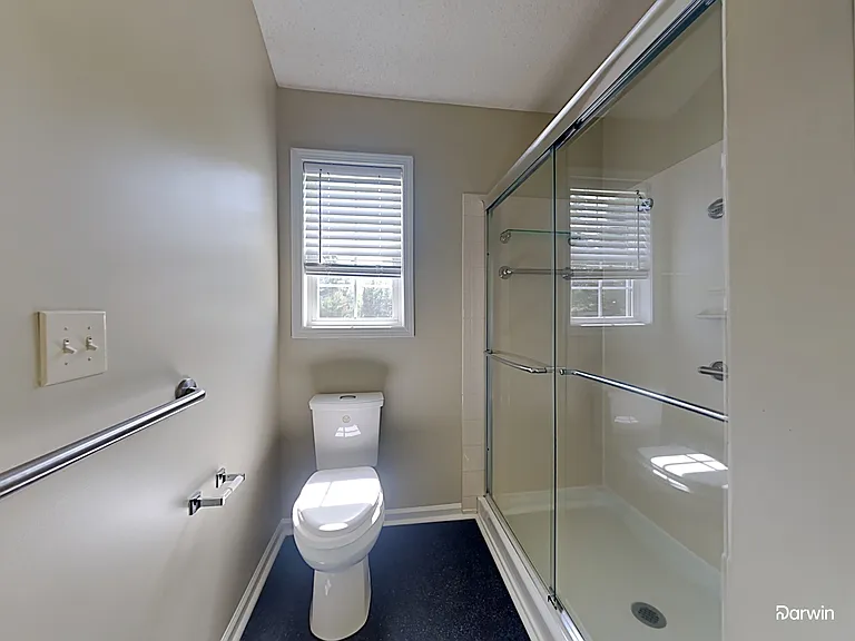 103 Lafayette Rd — Photo 9