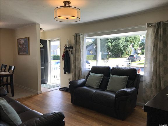 3rd image of 17 Kuhl Ave