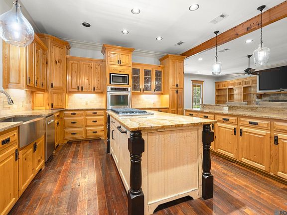 4th image of 14989 Peairs Rd