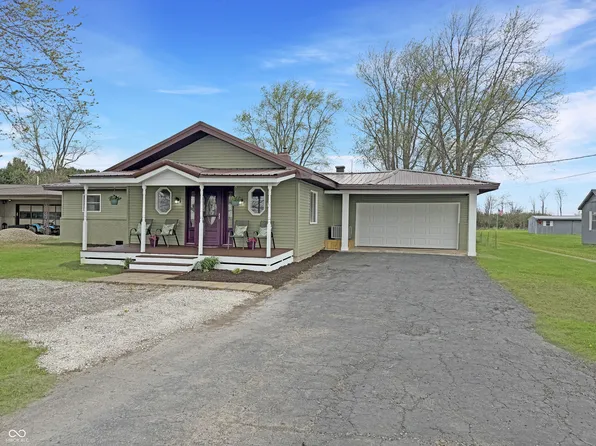 602 E Pike St, Kirklin, IN 46050