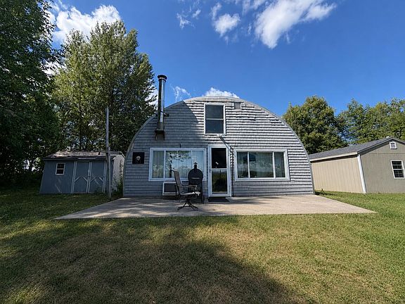 3rd image of 363 Tourtelotte Ridge Road