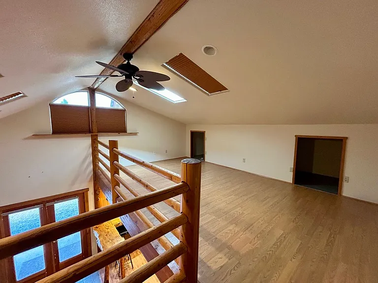 225 Mission View Dr — Photo 31
