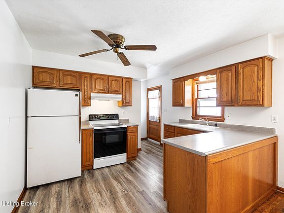 5th image of 4405 Tara Ave