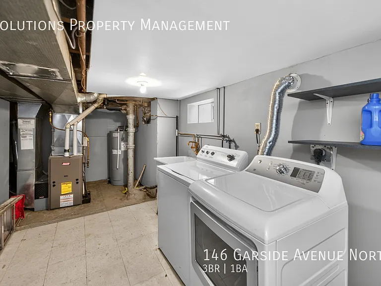146 Garside Ave N — Photo 18