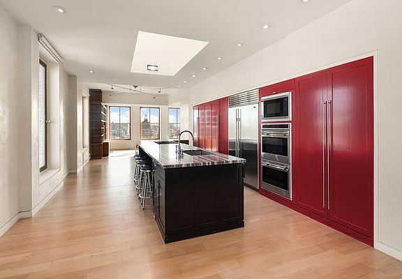 4th image of 38 Crosby St