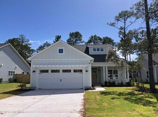 2339 Crescent Bay Dr, Southport, NC 28461