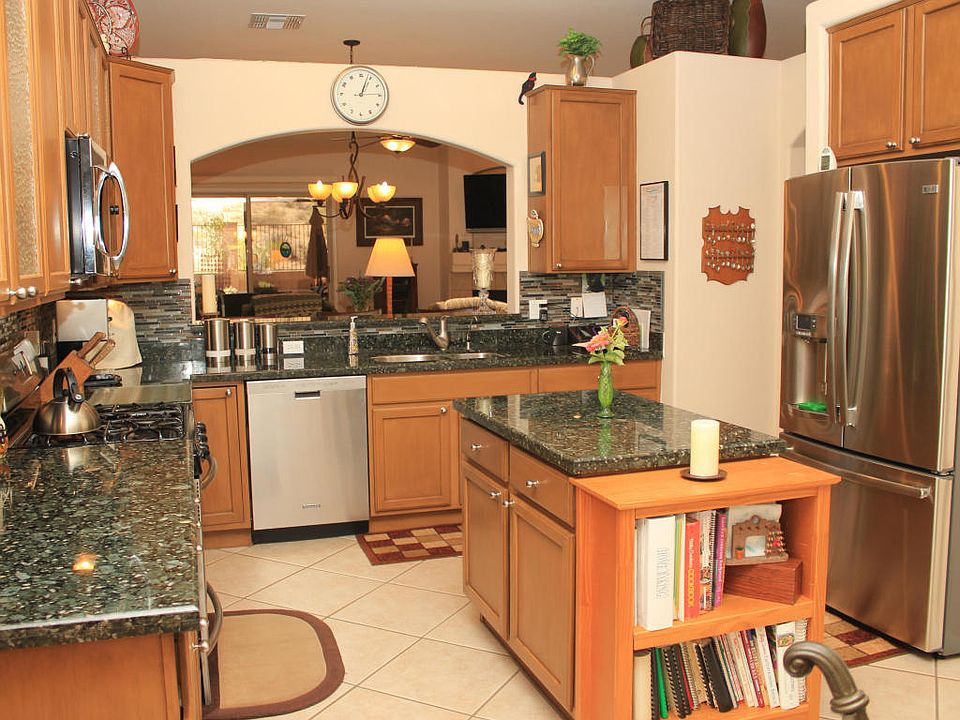 Fully updated kitchen