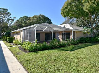 4402 Lakemont Ct, Palm Beach Gardens, FL 33403