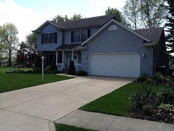 1st image of 30694 Pine Bluff Dr