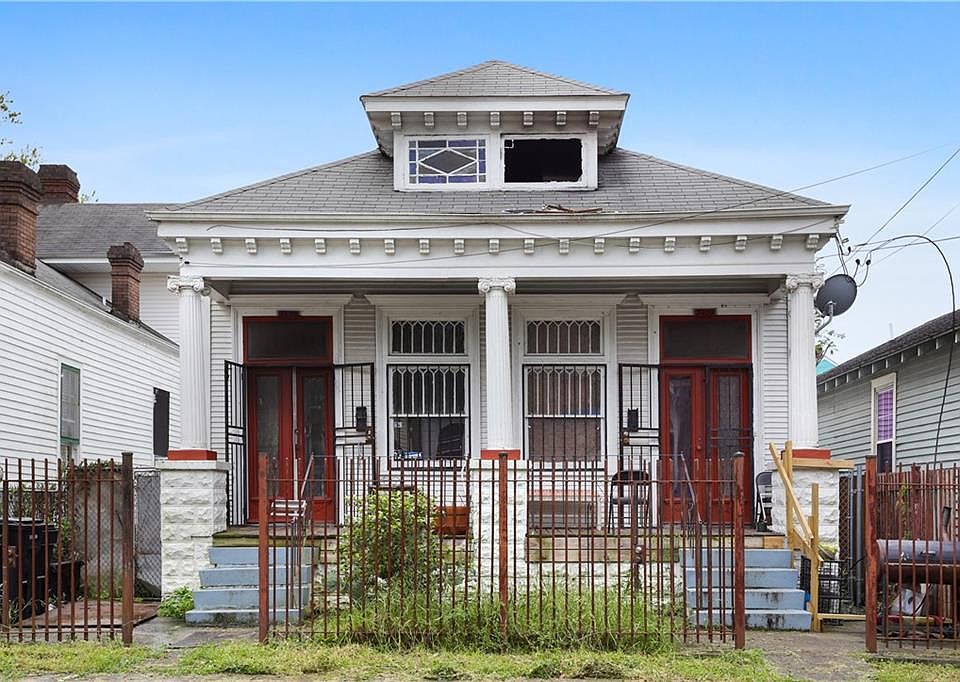 1st image of 2320-22 Governor Nicholls St