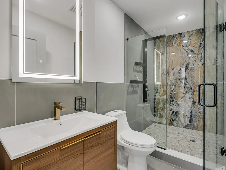 1812 E Venango St #B-7 — Photo 10
