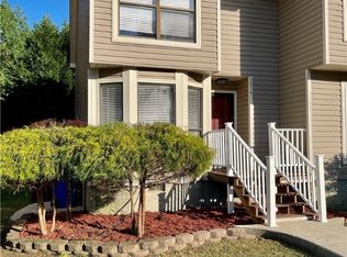 5974 Laguna Dr, Fayetteville, NC 28314