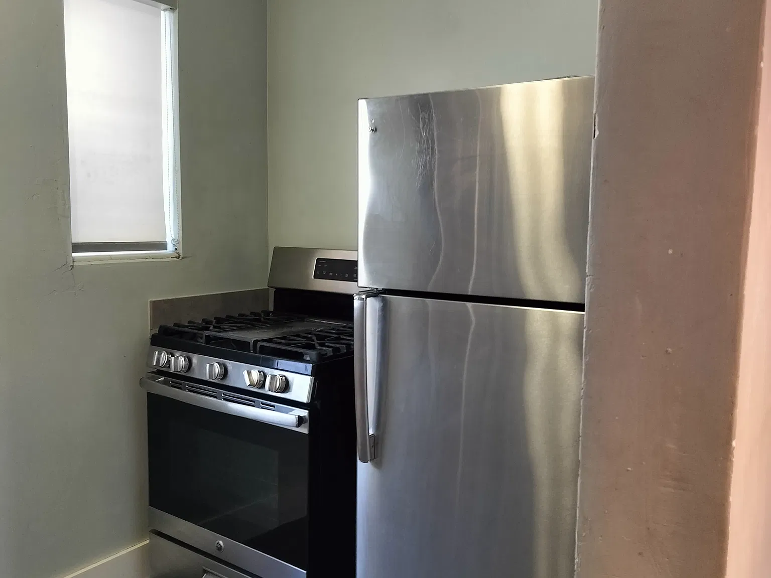 1 bed, 750 sqft, $1,600 — Photo 4