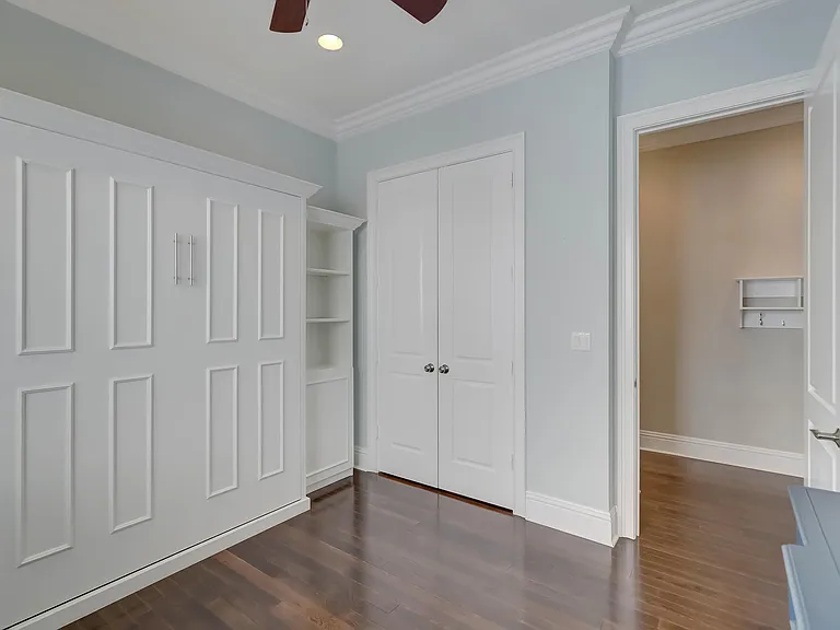 425 NE 11th Ave — Photo 49