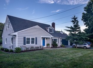 50 North St, Mattapoisett, MA 02739