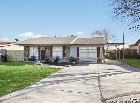 3rd image of 8938 Oakbrook St