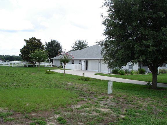 3rd image of 811 N Hambletonian Dr