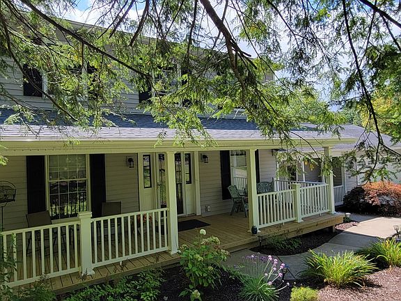 2nd image of 762 Pollard Hill Rd