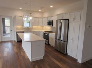 45 Plaza Way #U201, Plymouth, MA 02360