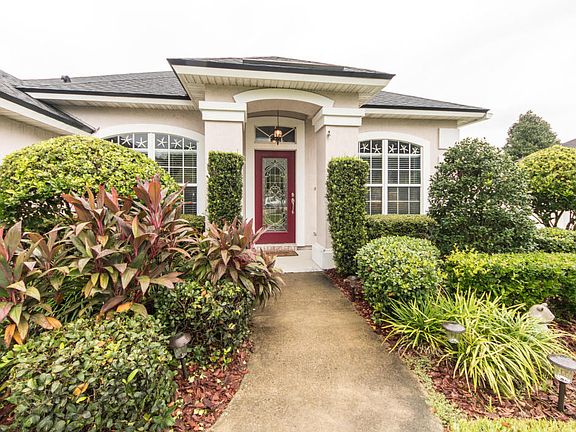 3rd image of 2076 Willesdon Dr E