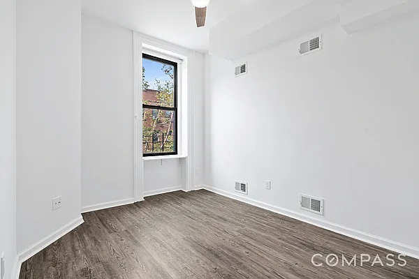 Rented by Compass | media 5