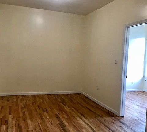 2nd image of 437 Kingston Ave APT D9