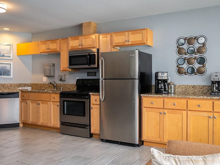 Sunpointe — Photo 17