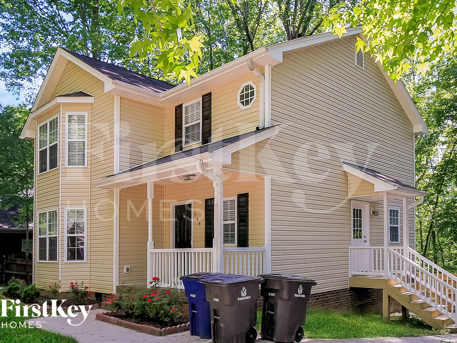 4 bed, 3.5 bath, 2421 sqft, $1,780 — Photo 2
