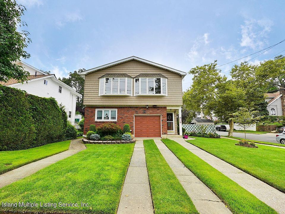 1st image of 28 Oakdale St